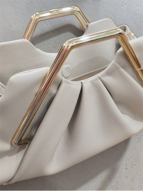 Clutch drappeggio SETTEBÌ | B206GHIACCIO